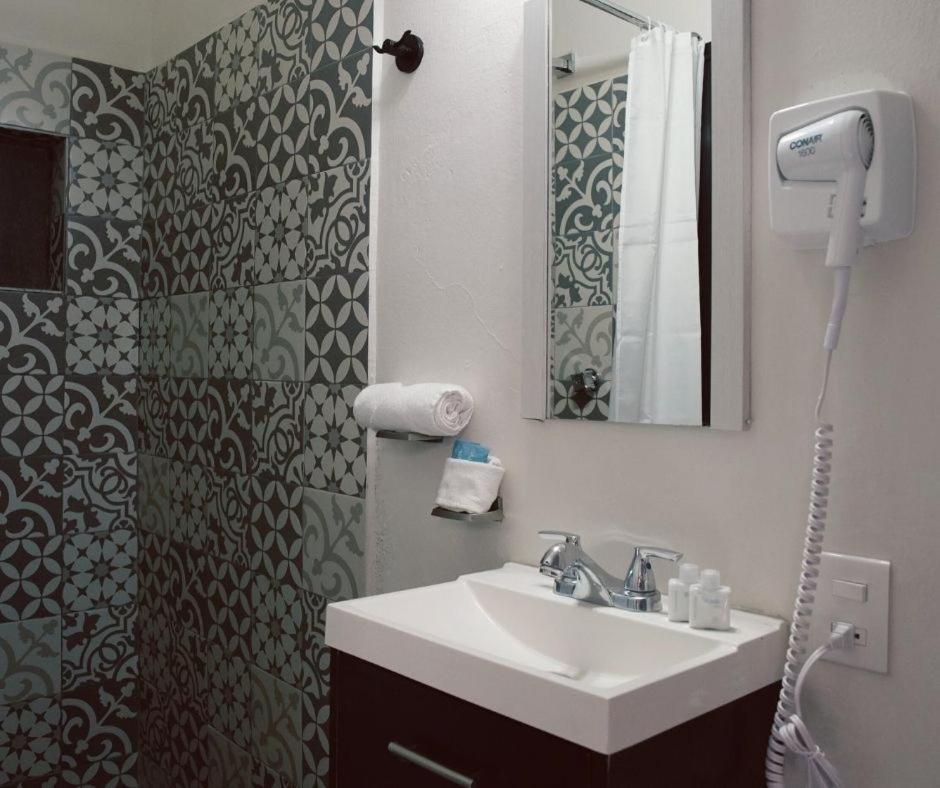Bkl Hotel Oaxaca Extérieur photo